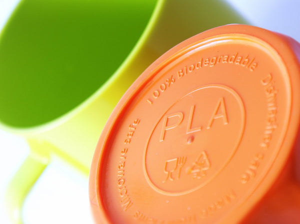Bioplastics-facts-non-plastic-hay-straws